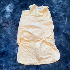 New born swaddler